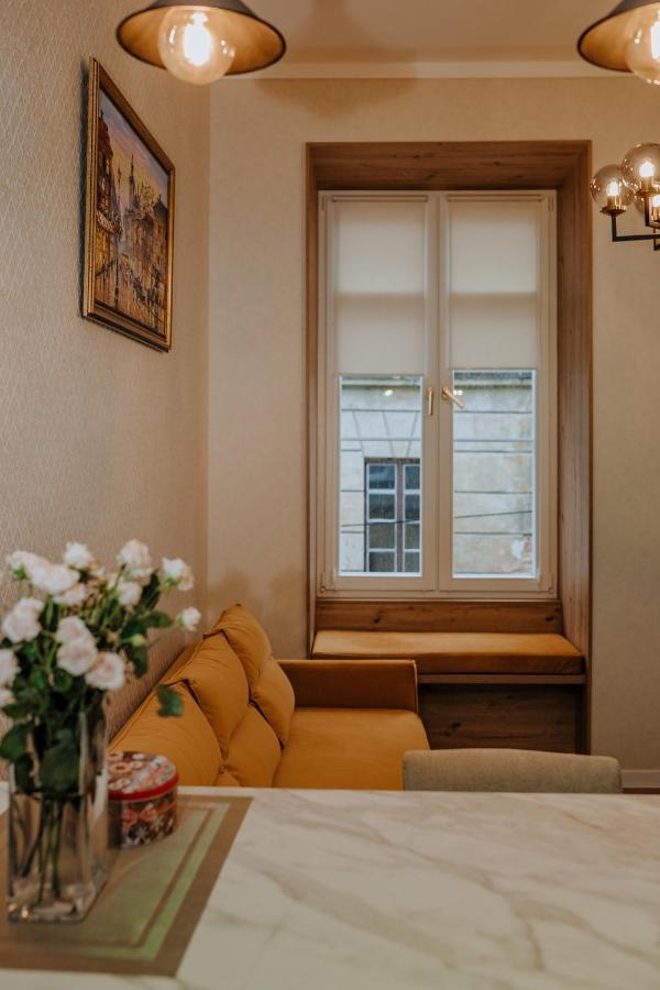 V.I.P Apartments Dominikanos Lviv Exterior foto